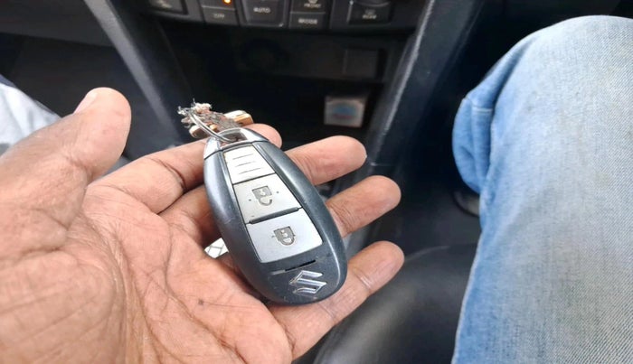 2014 Maruti Swift ZXI, Petrol, Manual, 43,935 km, interior