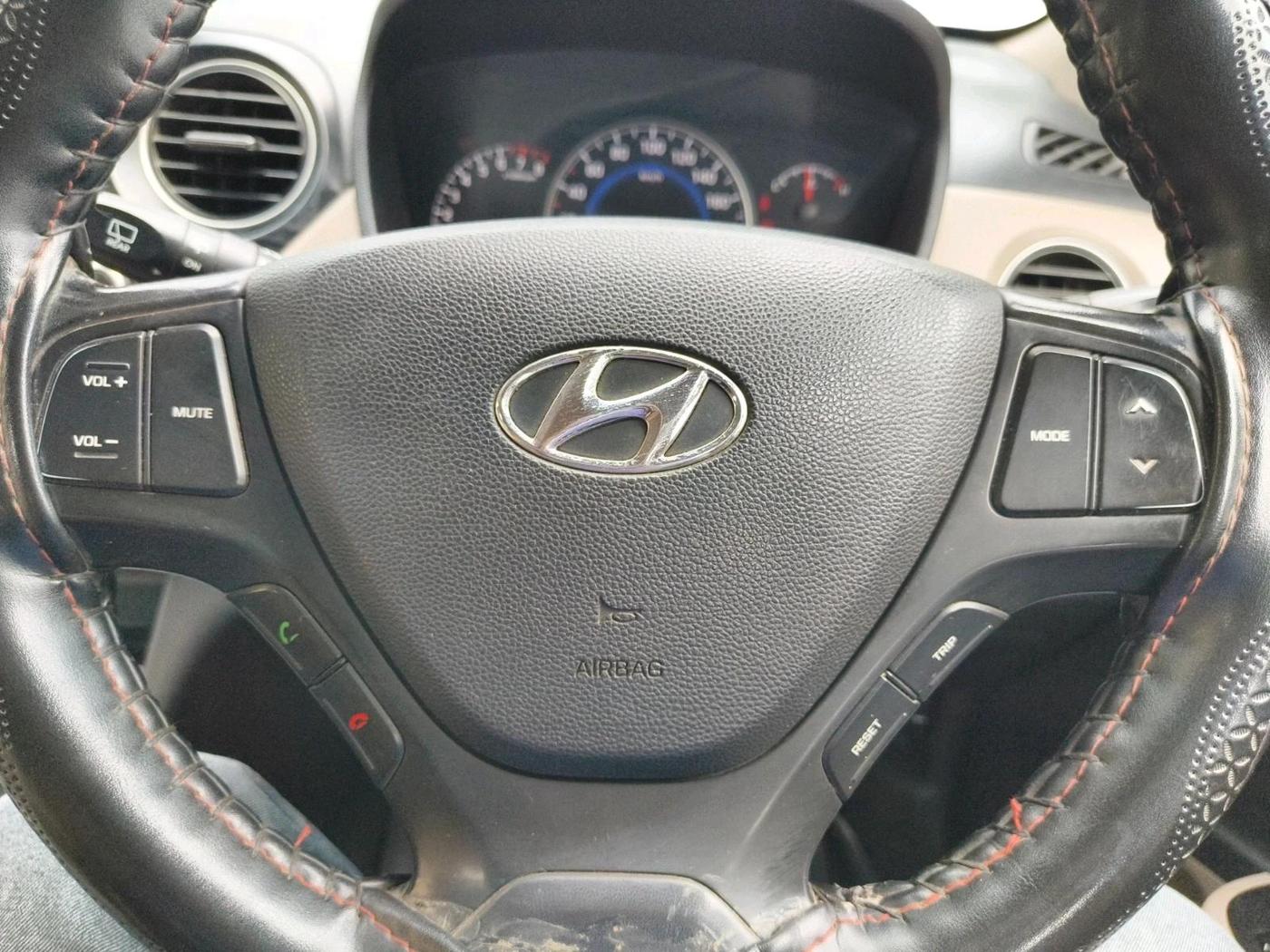 2014 Hyundai Grand i10 ASTA (O) 1.2 KAPPA VTVT, Petrol, Manual, 76,600 km, interior