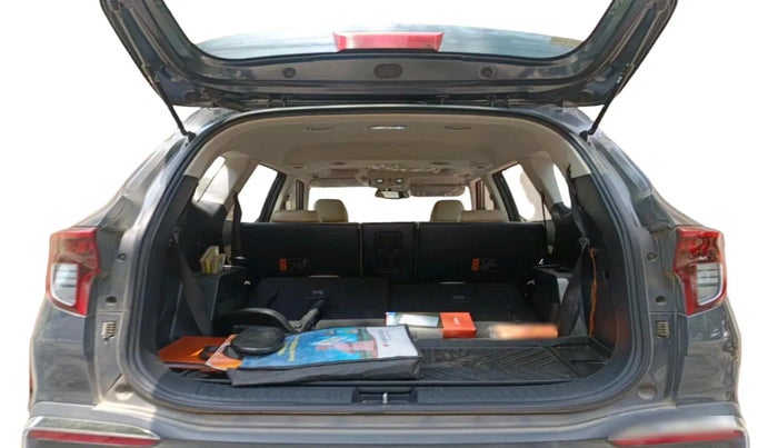 2022 KIA CARENS LUXURY PLUS 1.5 DIESEL 7 STR, Diesel, Manual, 1,13,125 km, exterior