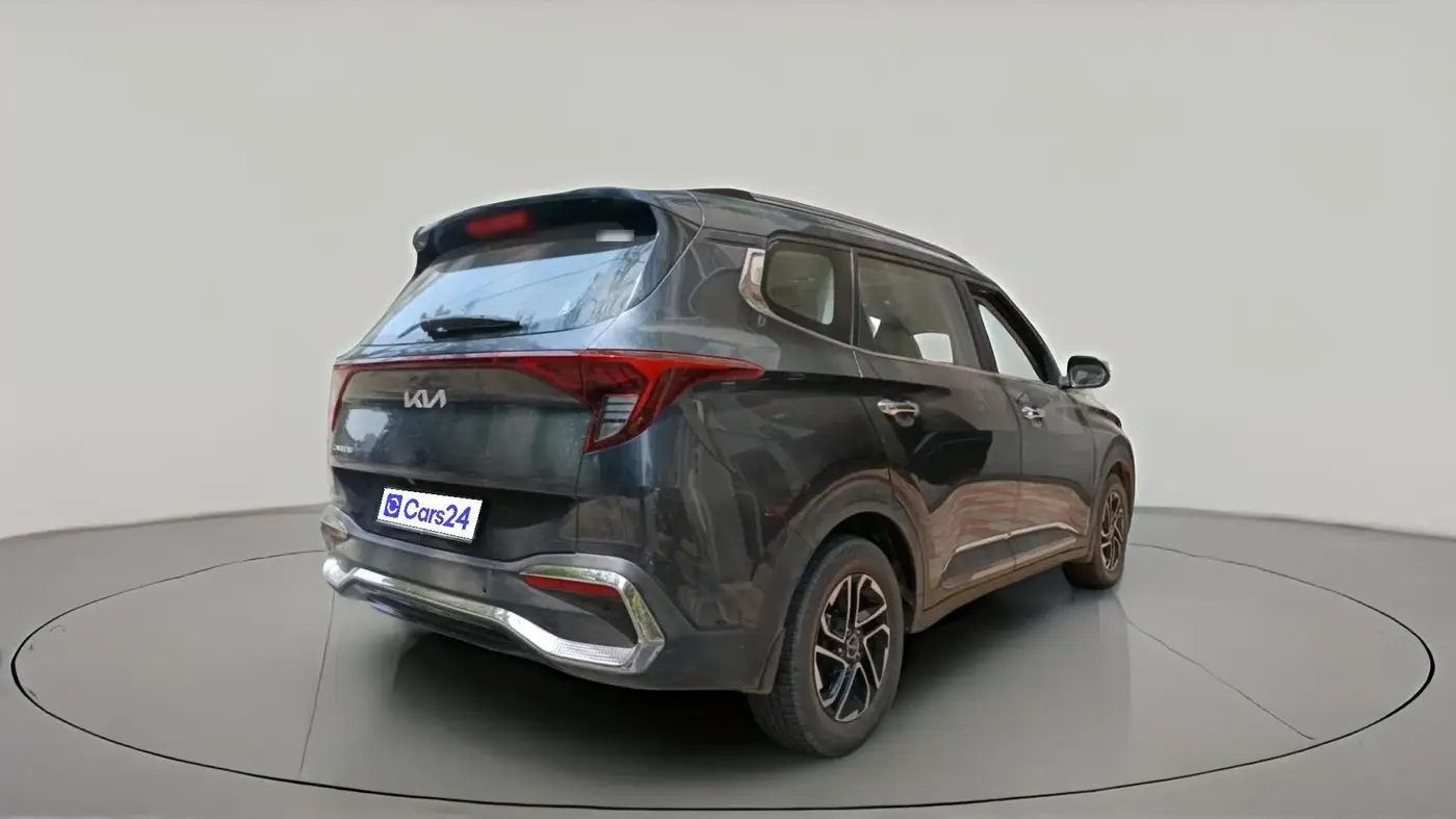 2022 KIA CARENS LUXURY PLUS 1.5 DIESEL 7 STR, Diesel, Manual, 1,13,125 km, exterior