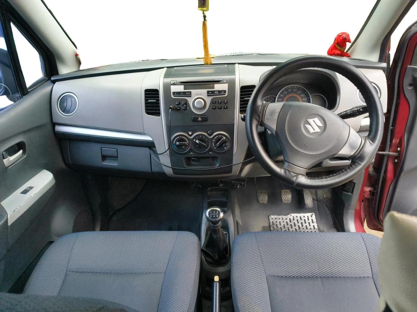2011 Maruti Wagon R 1.0 VXI, Petrol, Manual, 56,400 km, interior