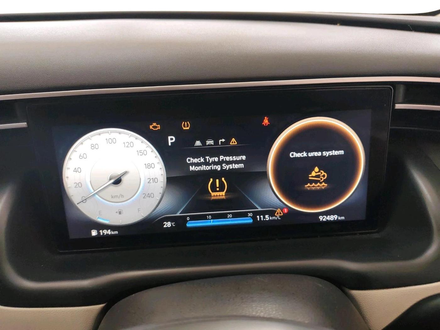 2022 Hyundai Tucson SIGNATURE 2.0 AT DIESEL, Diesel, Automatic, 92,489 km, interior