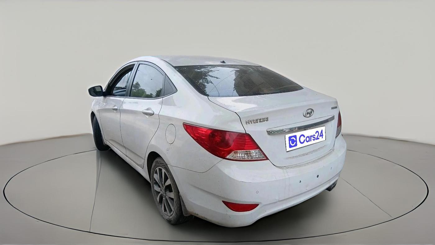 2014 Hyundai Verna FLUIDIC 1.4 VTVT CX, Petrol, Manual, 48,525 km, exterior