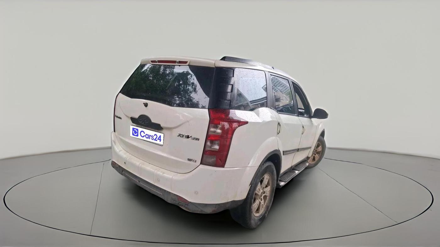 2012 Mahindra XUV500 W8, Diesel, Manual, 1,93,941 km, exterior