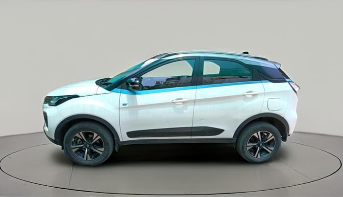 2022 Tata NEXON EV XZ PLUS, Electric, Automatic, 49,614 km, exterior