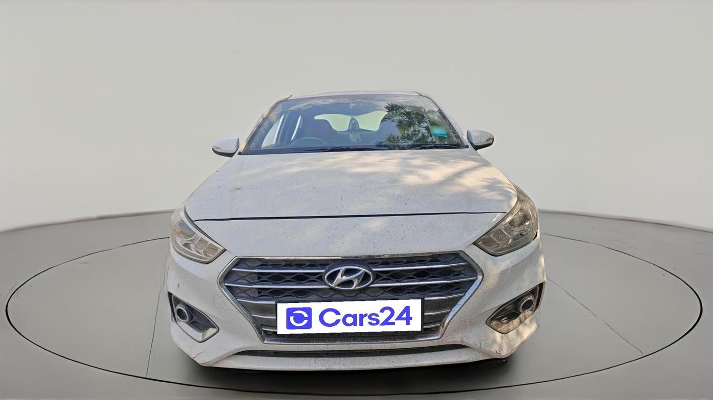 2018 Hyundai Verna 1.6 VTVT SX, Petrol, Manual, 36,730 km, exterior