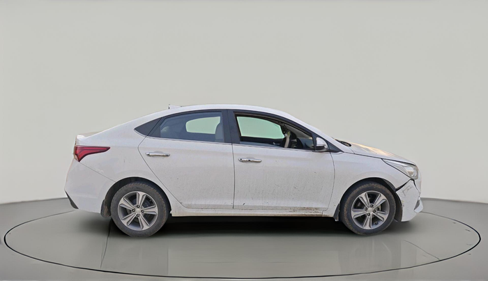 2018 Hyundai Verna 1.6 VTVT SX, Petrol, Manual, 36,730 km, exterior
