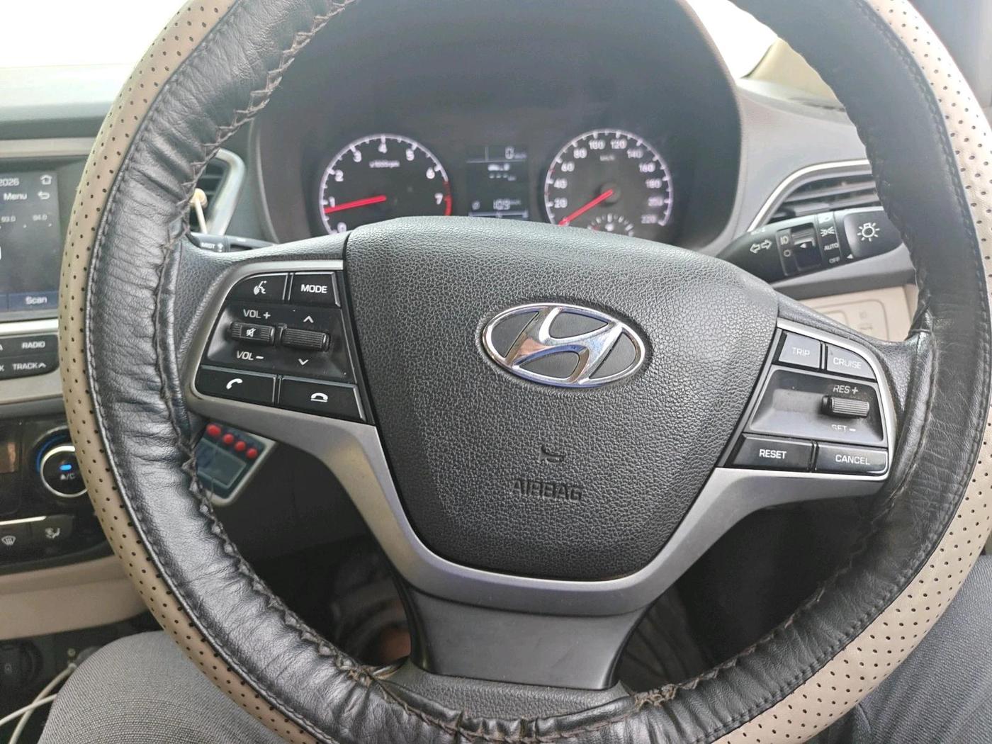 2018 Hyundai Verna 1.6 VTVT SX, Petrol, Manual, 36,730 km, interior