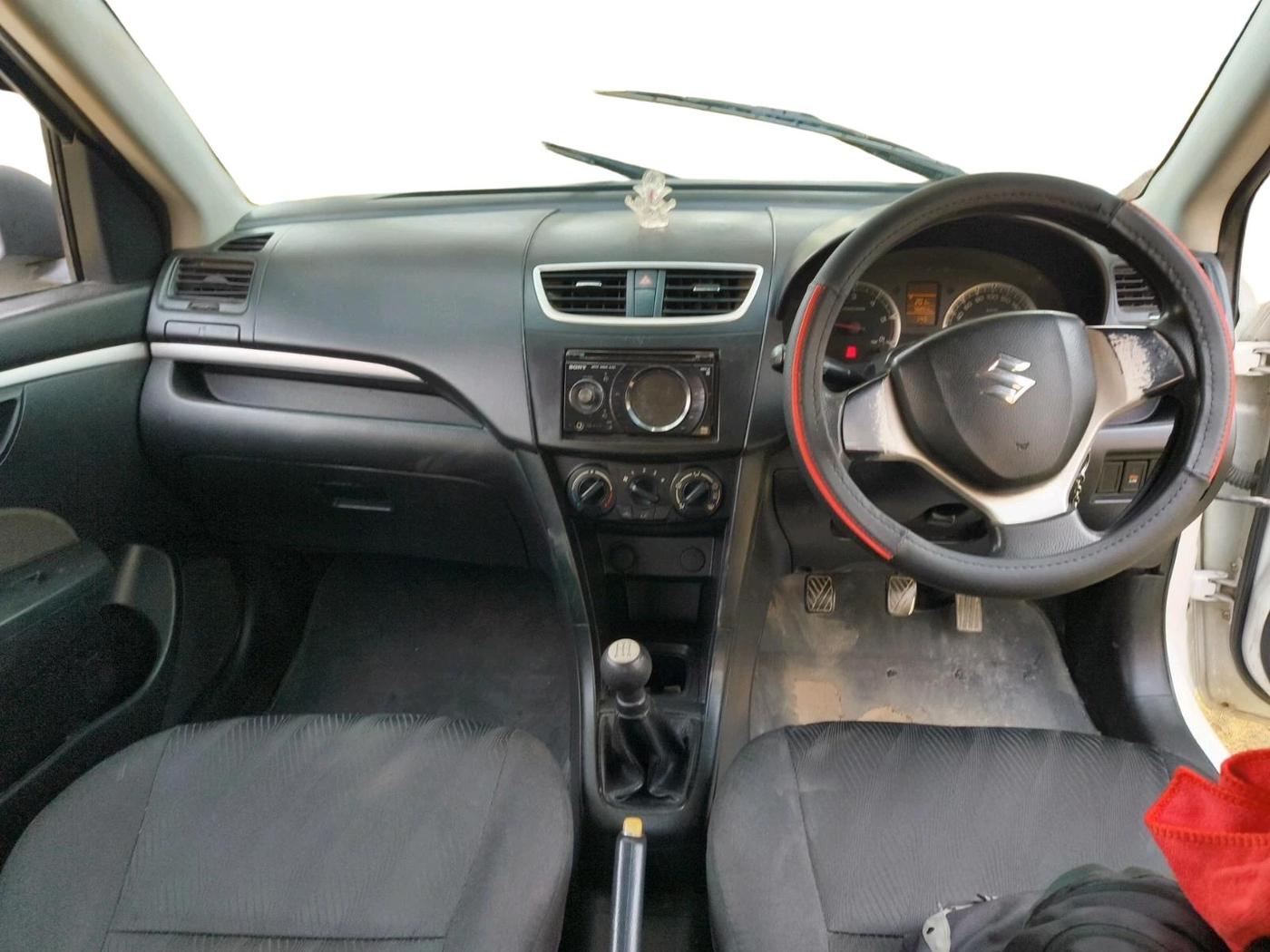 2013 Maruti Swift VDI, Diesel, Manual, 78,900 km, interior