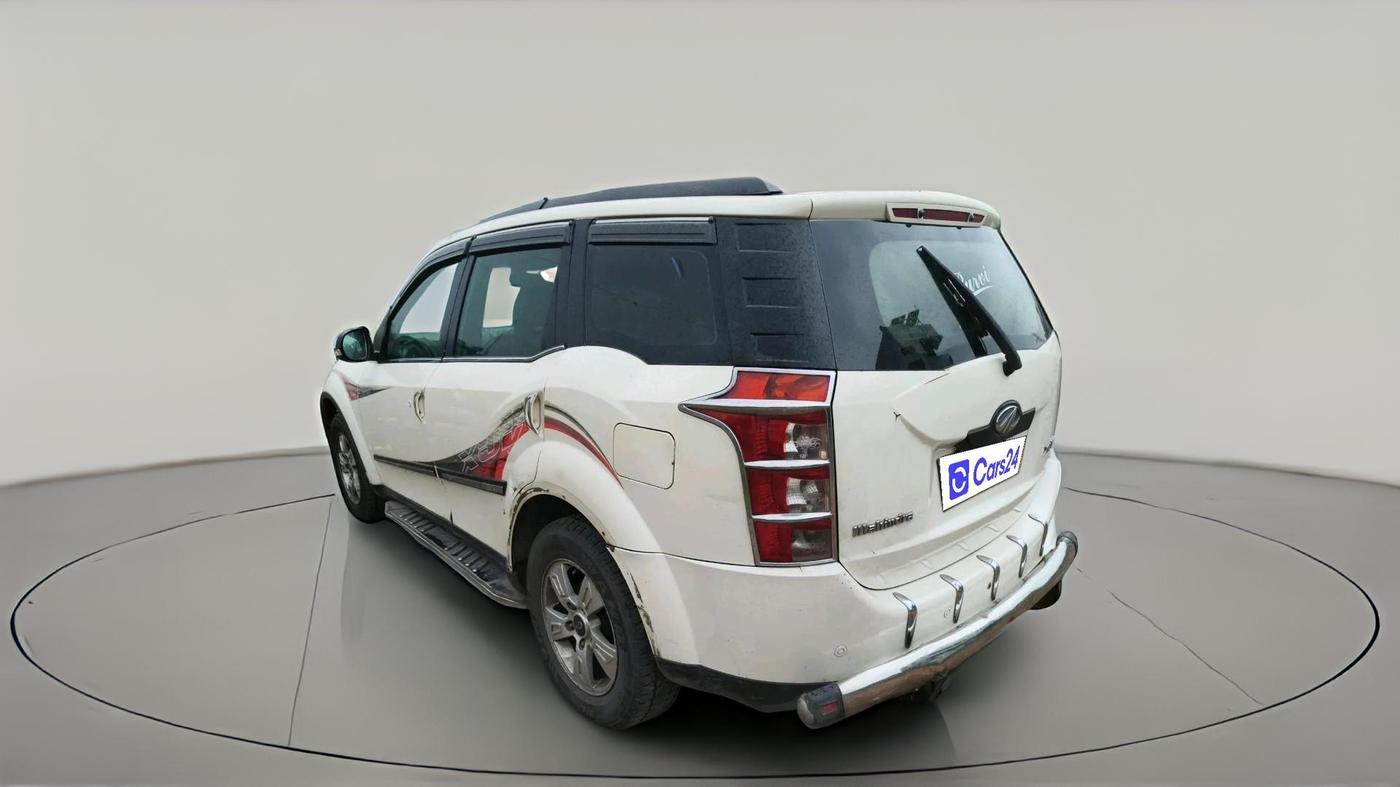 2012 Mahindra XUV500 W8, Diesel, Manual, 2,10,033 km, exterior