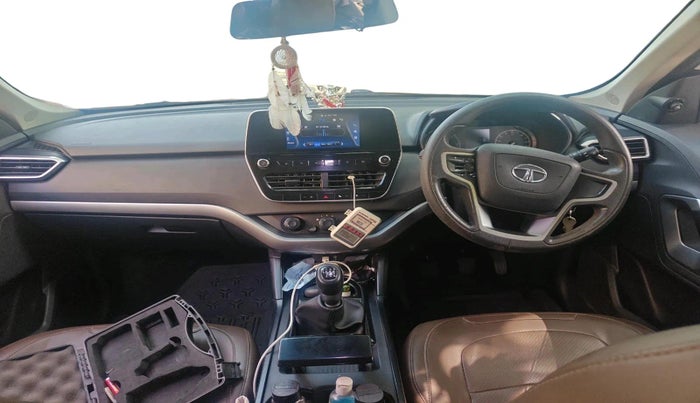 2021 Tata Harrier XM 2.0L KRYOTEC, Diesel, Manual, 1,11,030 km, interior