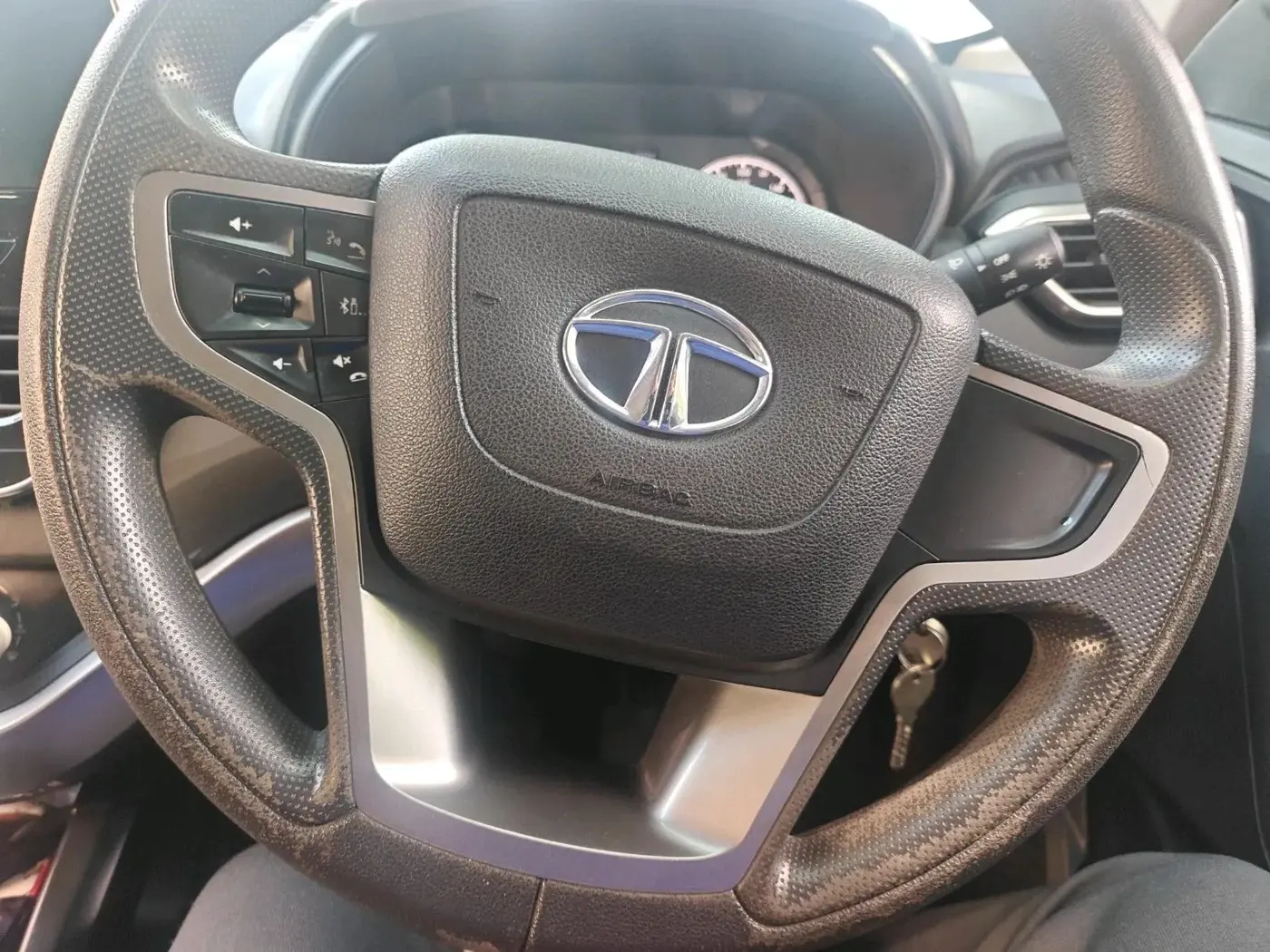 2021 Tata Harrier XM 2.0L KRYOTEC, Diesel, Manual, 1,11,030 km, interior