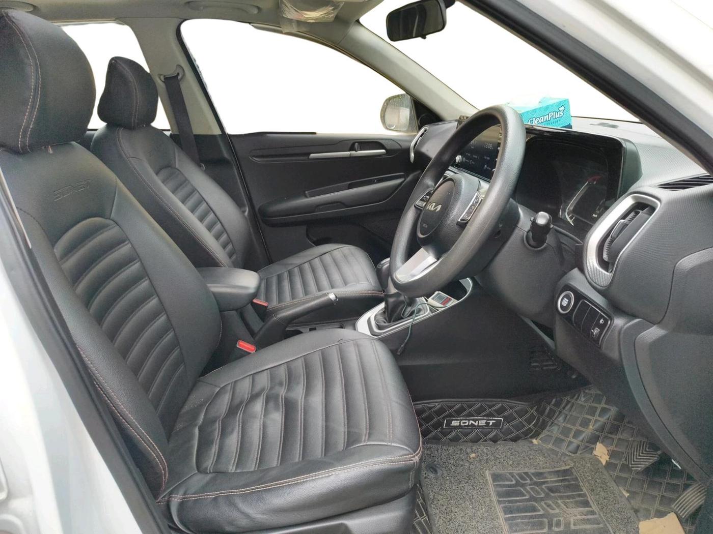 2021 KIA SONET HTK PLUS 1.0 IMT, Petrol, Manual, 44,100 km, interior