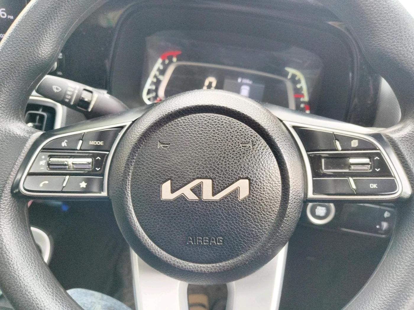 2021 KIA SONET HTK PLUS 1.0 IMT, Petrol, Manual, 44,100 km, interior