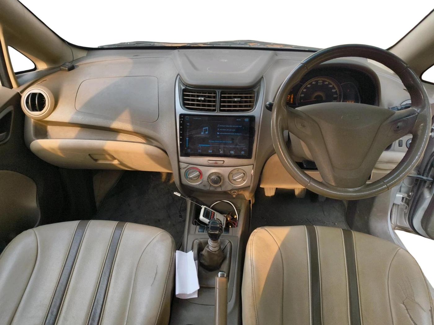 2013 Chevrolet Sail 1.3 LS ABS, Diesel, Manual, 91,500 km, interior