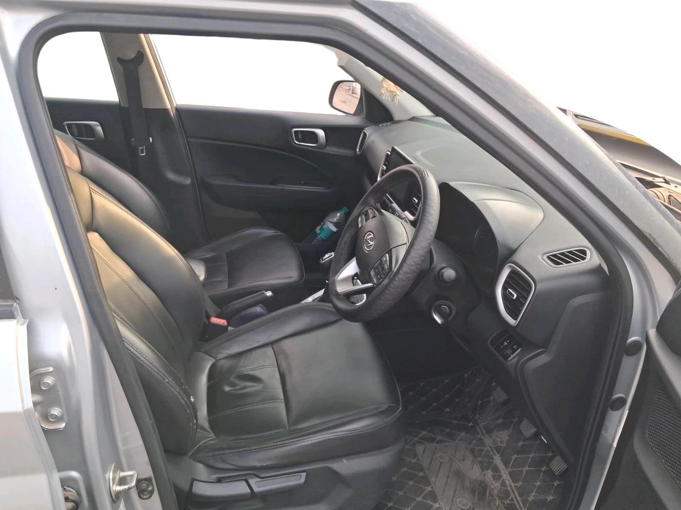 2021 Hyundai VENUE SX 1.5 CRDI, Diesel, Manual, 88,068 km, interior