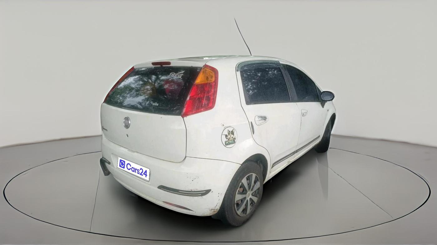 2011 Fiat Grand Punto ACTIVE 1.3, Diesel, Manual, 1,00,000 km, exterior