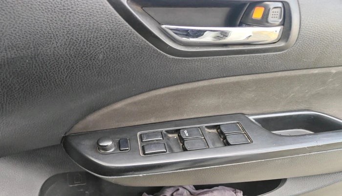 2015 Maruti Swift VXI, Petrol, Manual, 1,08,595 km, interior