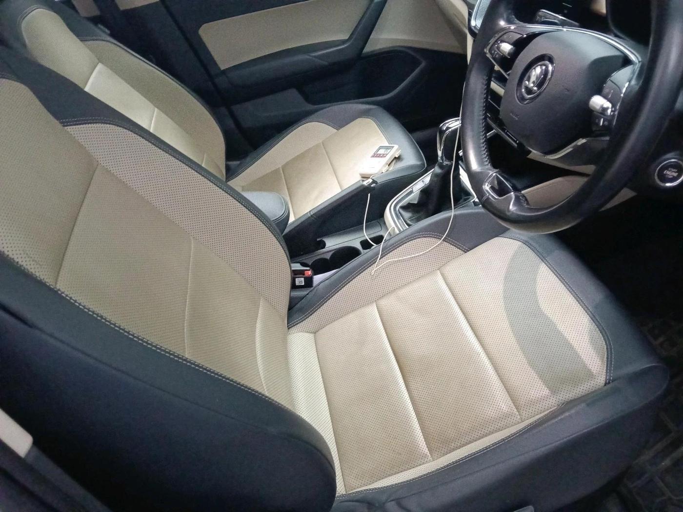 2022 Skoda SLAVIA STYLE 1.0L TSI AT, Petrol, Automatic, 24,739 km, interior