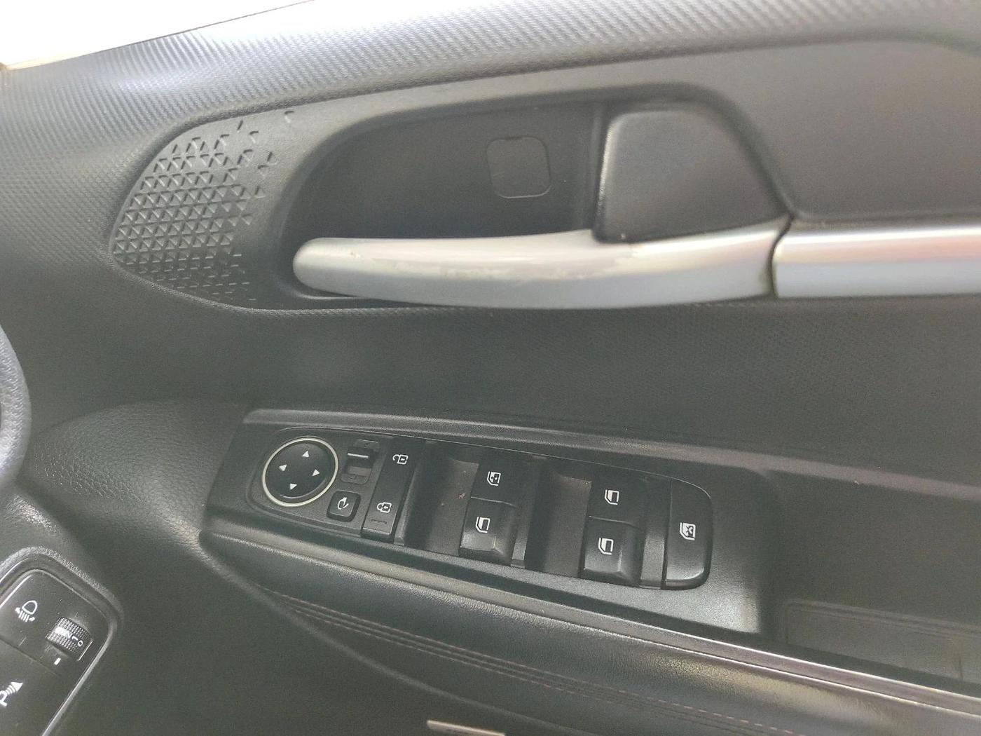 2021 KIA SONET GTX PLUS 1.5, Diesel, Manual, 1,86,850 km, interior
