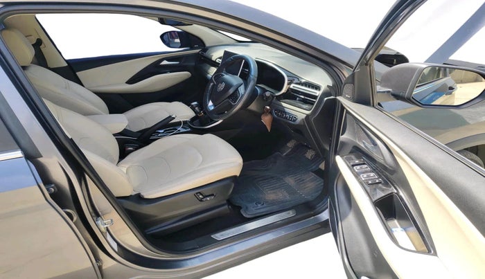 2023 MG HECTOR SHARP PRO 2.0 TURBO DIESEL, Diesel, Manual, 1,02,090 km, interior