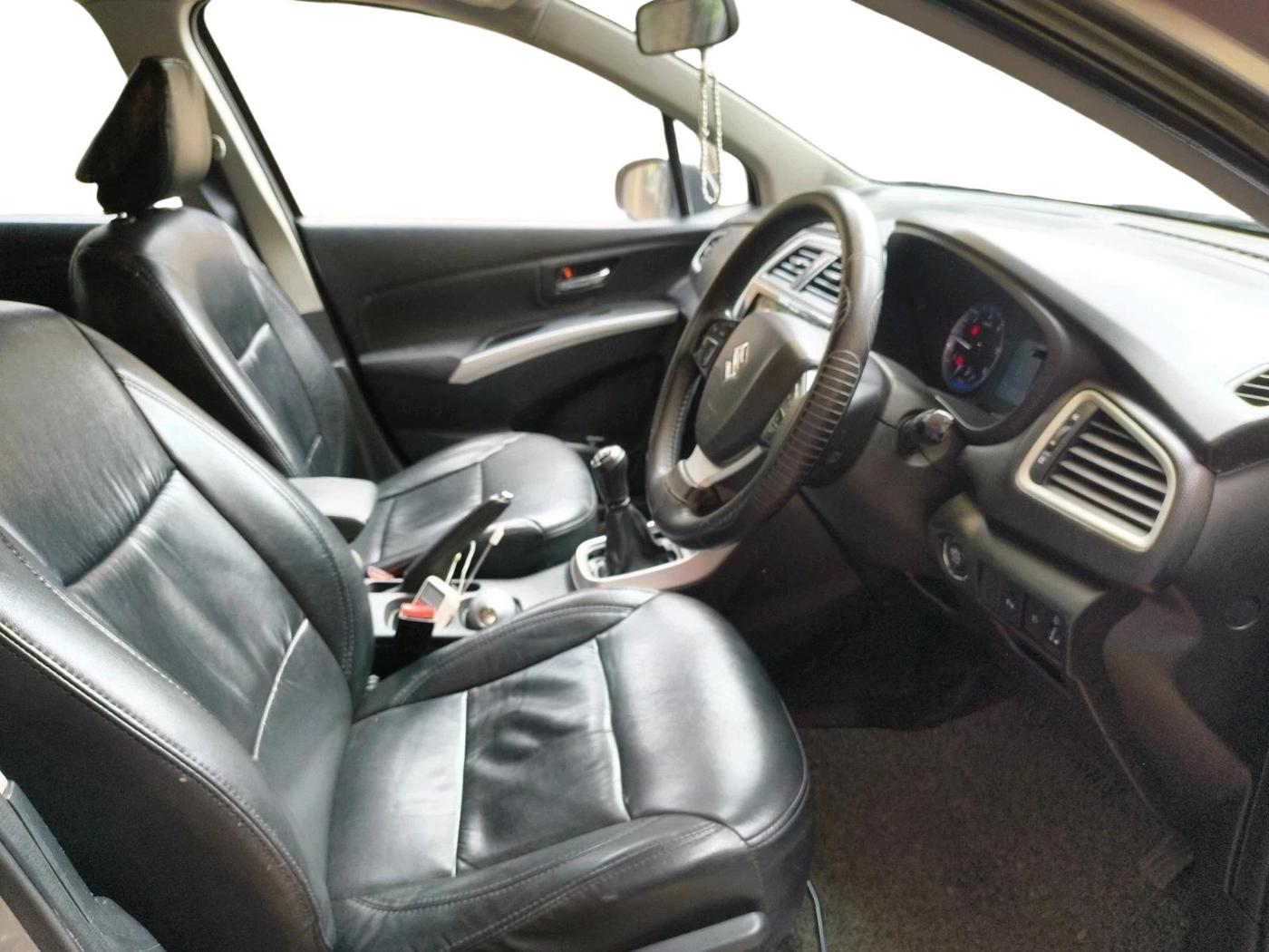 2017 Maruti S Cross ZETA 1.3, Diesel, Manual, 75,800 km, interior