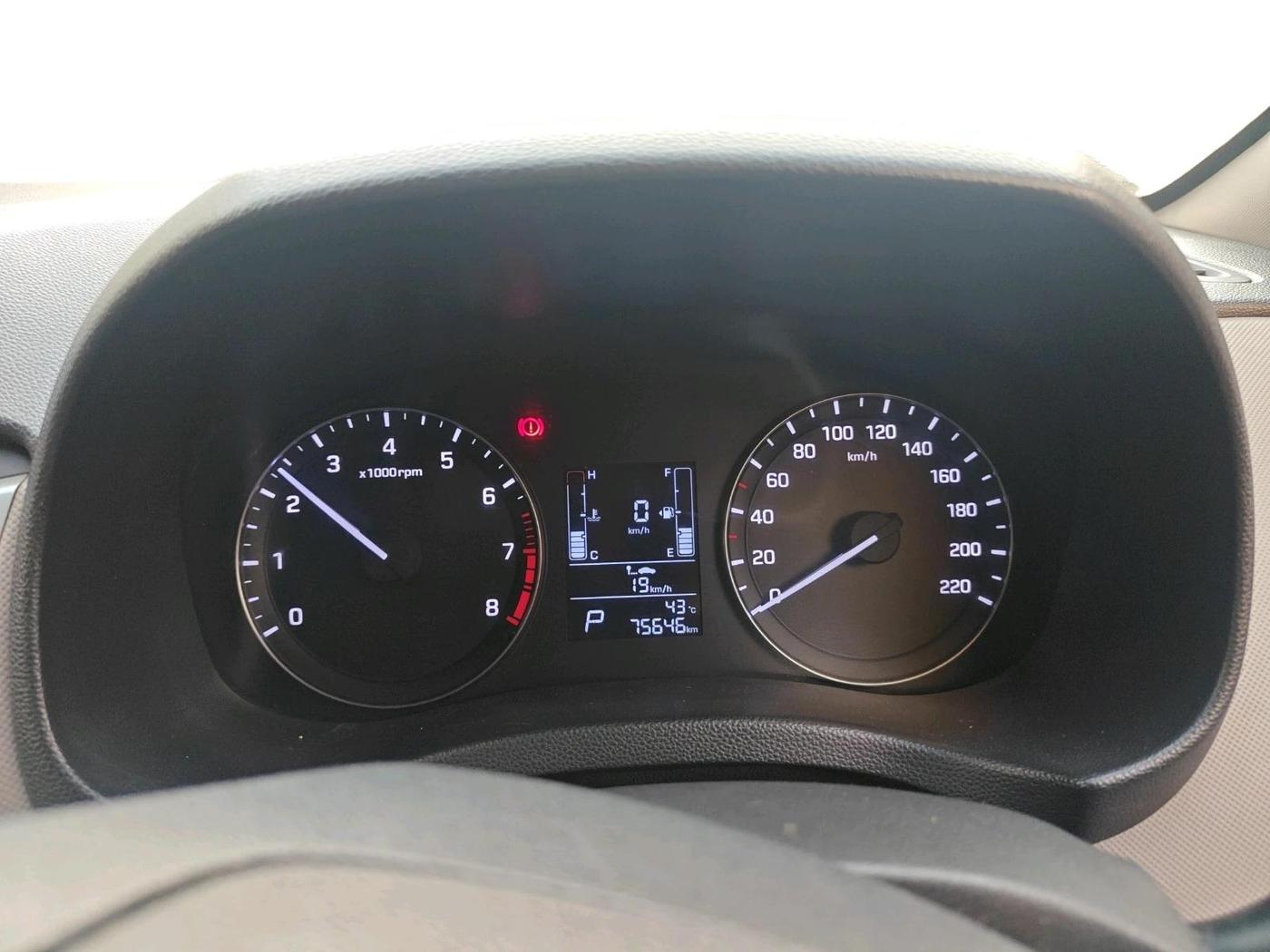 2016 Hyundai Creta SX PLUS AT 1.6 PETROL, Petrol, Automatic, 75,646 km, interior