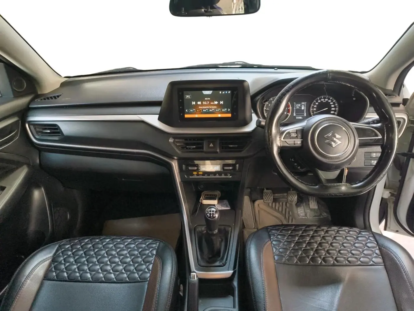 2023 Maruti BREZZA VXI S-CNG, CNG, Manual, 74,253 km, interior