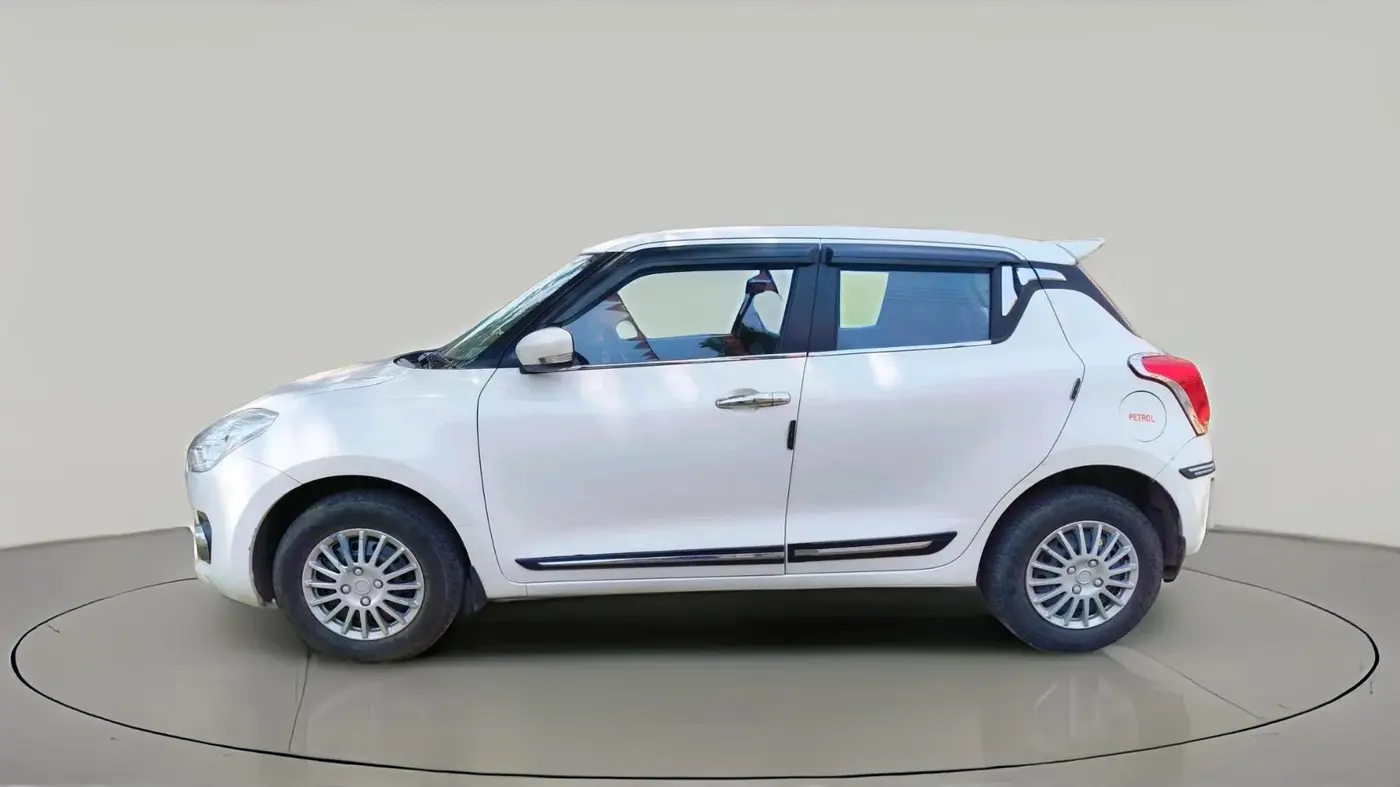 2021 Maruti Swift VXI, Petrol, Manual, 84,700 km, exterior