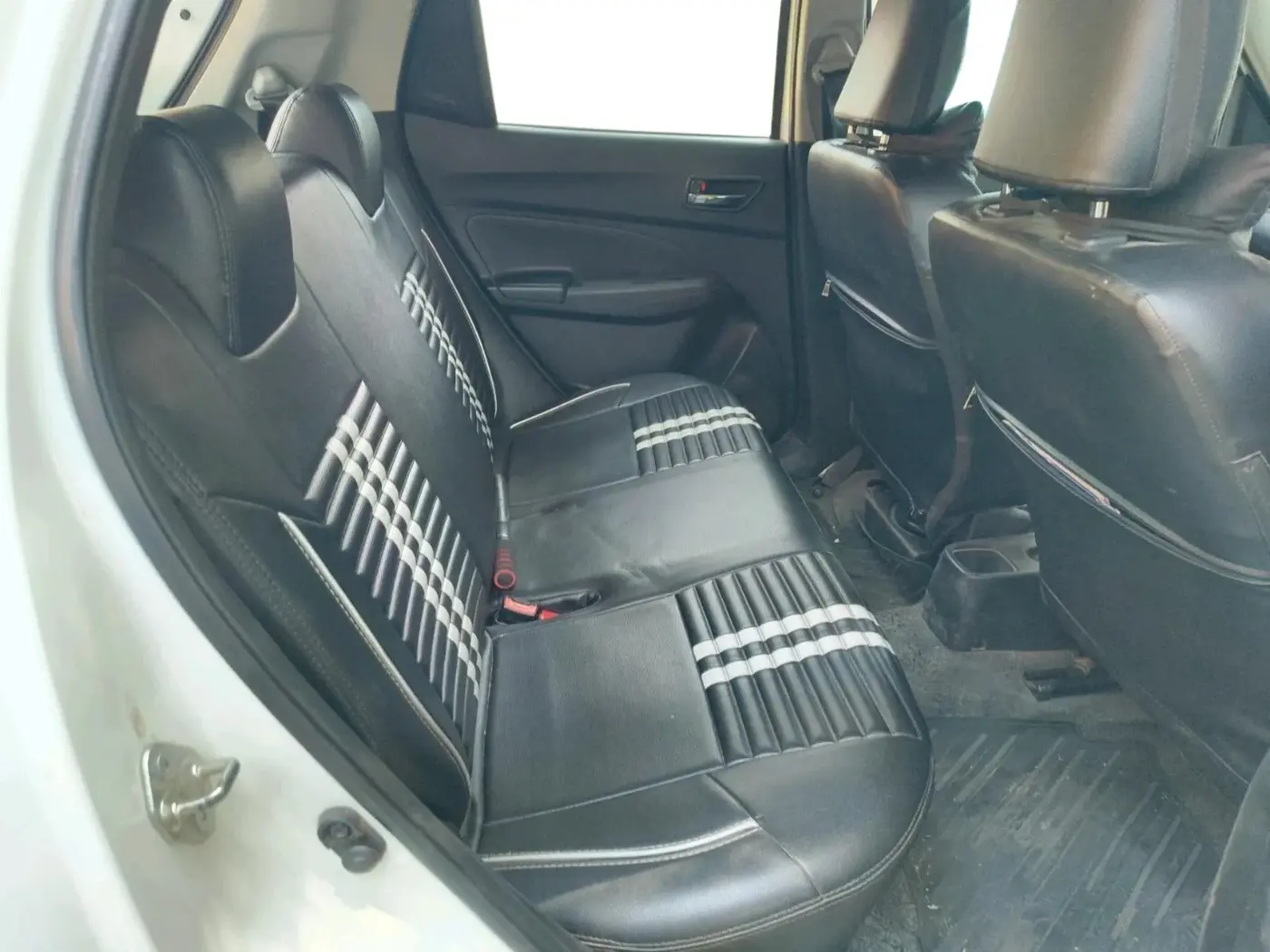 2021 Maruti Swift VXI, Petrol, Manual, 84,700 km, interior