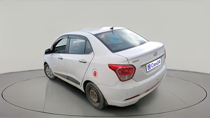 2015 Hyundai Xcent SX 1.2, Petrol, Manual, 1,09,892 km, exterior