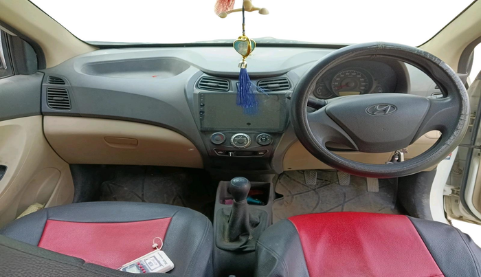 2016 Hyundai Eon ERA +, Petrol, Manual, 29,205 km, interior