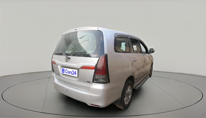 2014 Toyota Innova 2.5 G 7 STR, Diesel, Manual, 1,47,781 km, exterior