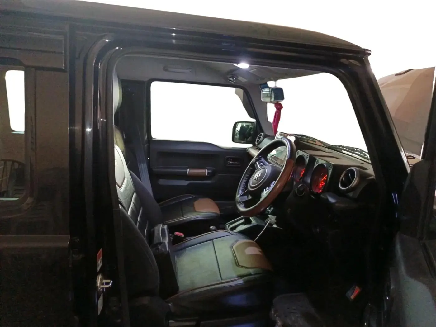 2023 Maruti JIMNY ALPHA ALL GRIP PRO AT, Petrol, Automatic, 25,587 km, interior