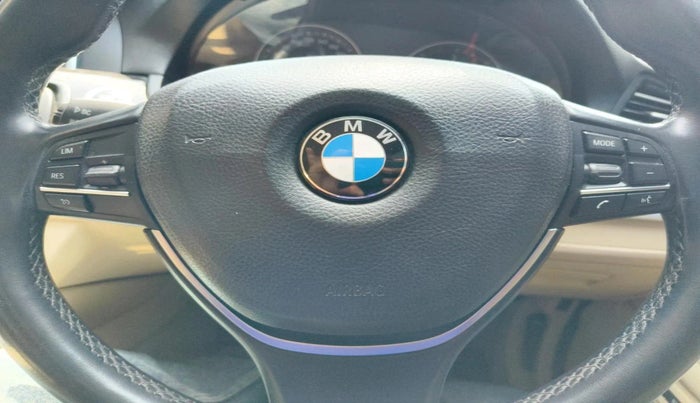 2016 BMW 5 Series 520D LUXURY LINE, Diesel, Automatic, 1,39,086 km, interior