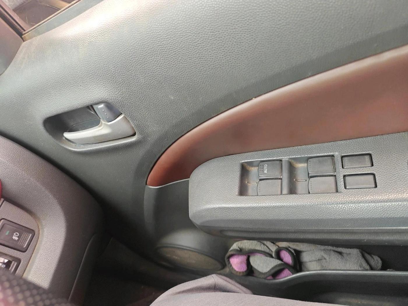 2013 Maruti Ritz VXI, Petrol, Manual, 1,00,993 km, interior