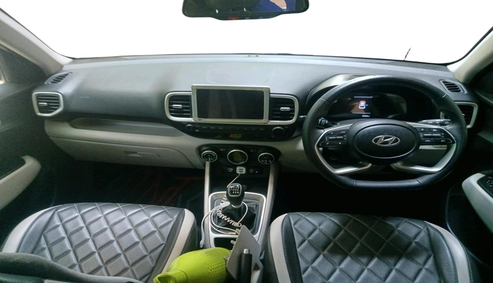 2024 Hyundai VENUE SX (O) MT 1.0 Turbo, Petrol, Manual, 32,362 km, interior