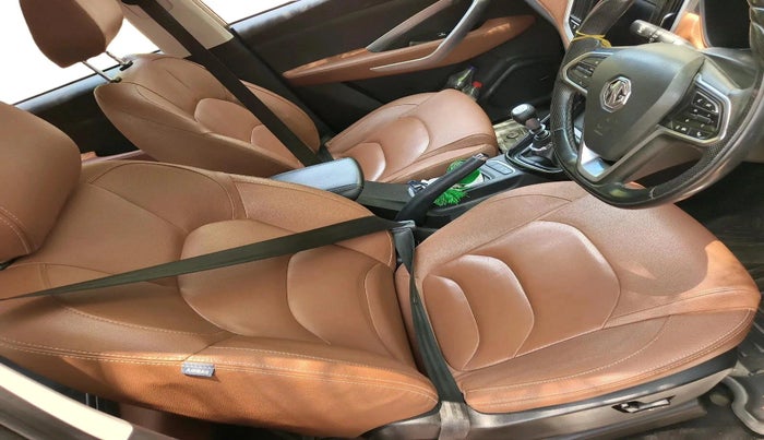 2021 MG HECTOR PLUS SELECT 2.0 DIESEL TURBO MT 7-STR, Diesel, Manual, 87,596 km, interior