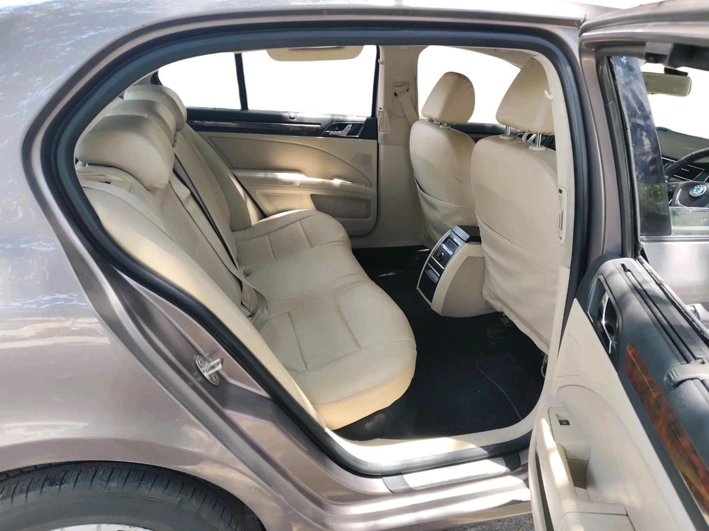 2012 Skoda Superb ELEGANCE 1.8 TSI MT, Petrol, Manual, 66,848 km, interior