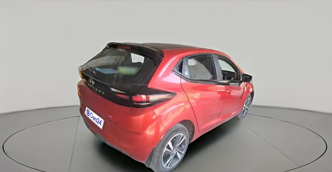 2024 Tata ALTROZ XZA + SUNROOF, Petrol, Automatic, 29,500 km, exterior