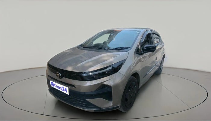 2025 Tata ALTROZ Creative Petrol 5MT, Petrol, Manual, 6,176 km, exterior