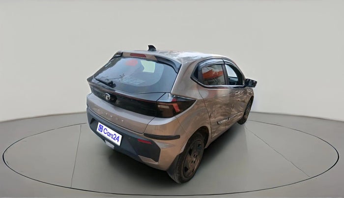 2025 Tata ALTROZ Creative Petrol 5MT, Petrol, Manual, 6,176 km, exterior