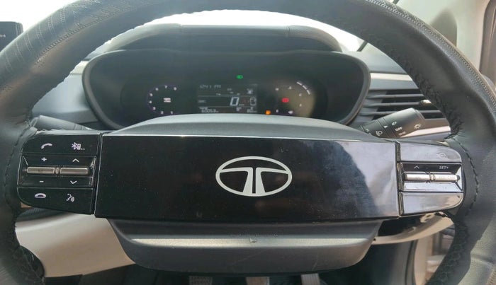 2025 Tata ALTROZ Creative Petrol 5MT, Petrol, Manual, 6,176 km, interior