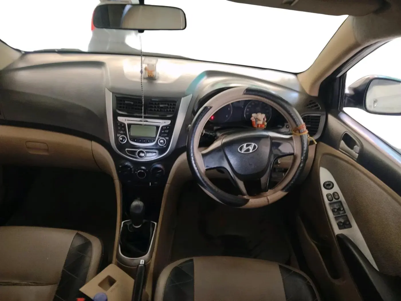 2013 Hyundai Verna FLUIDIC 1.4 CRDI CX, Diesel, Manual, 1,49,500 km, interior