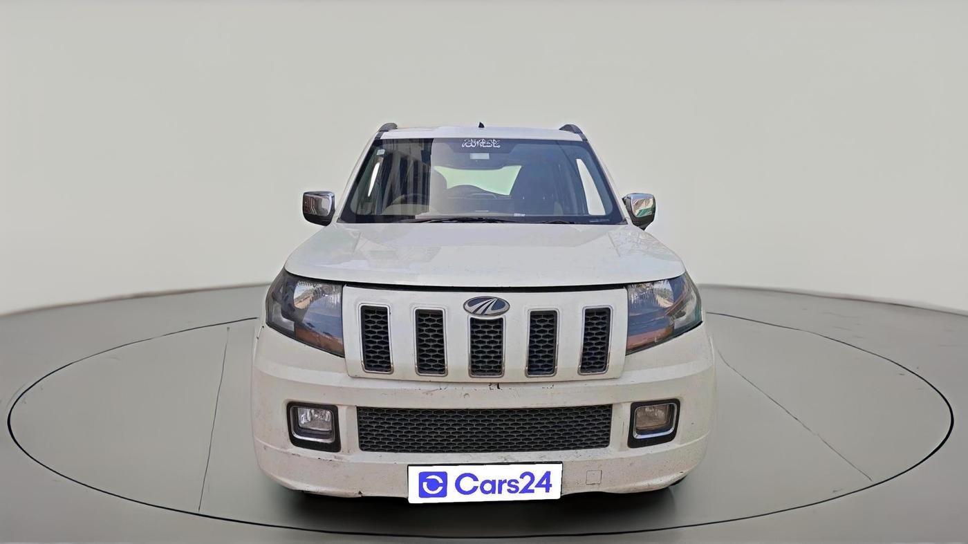 2018 Mahindra TUV300 T10, Diesel, Manual, 1,25,228 km, exterior