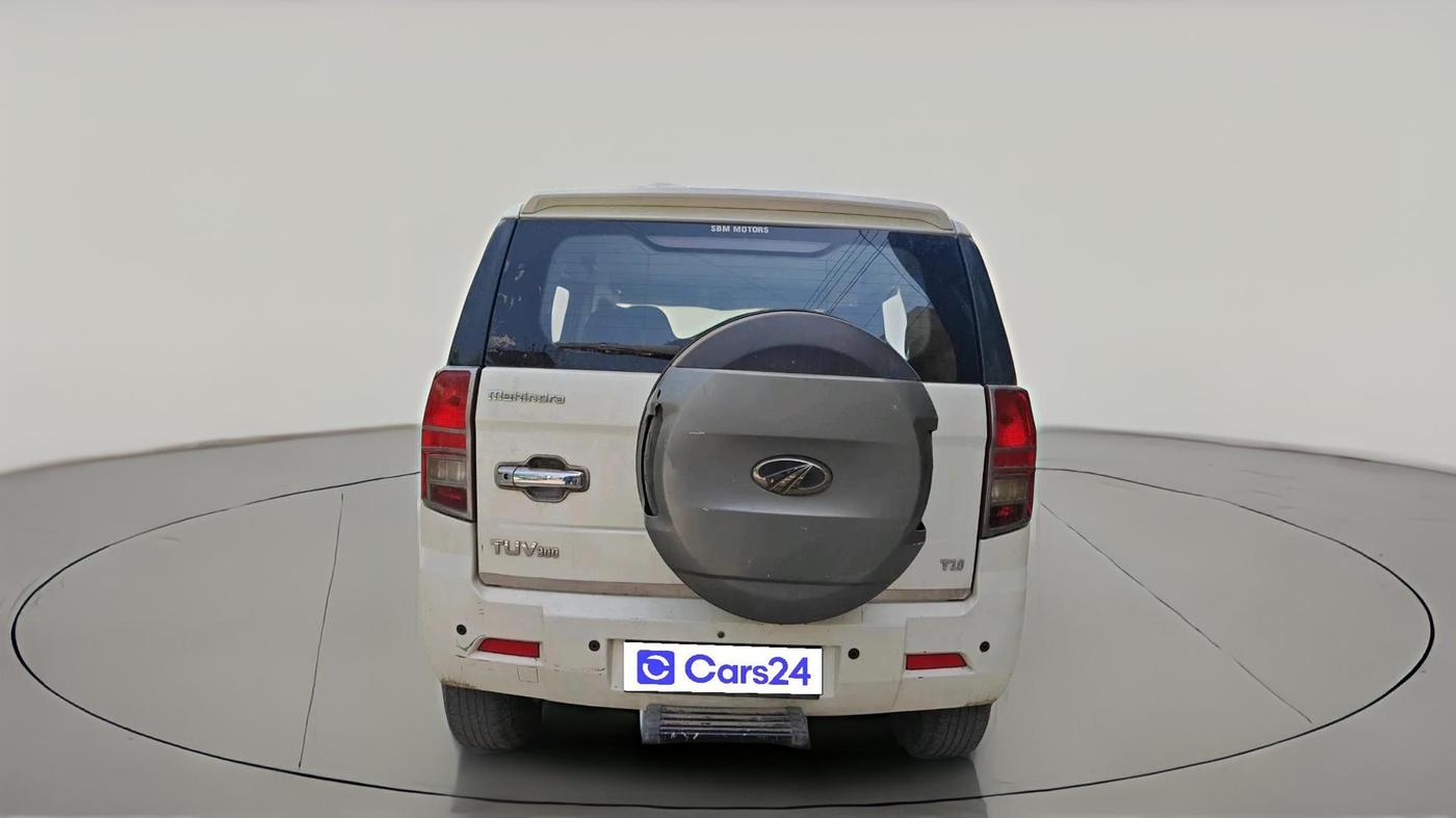 2018 Mahindra TUV300 T10, Diesel, Manual, 1,25,228 km, exterior