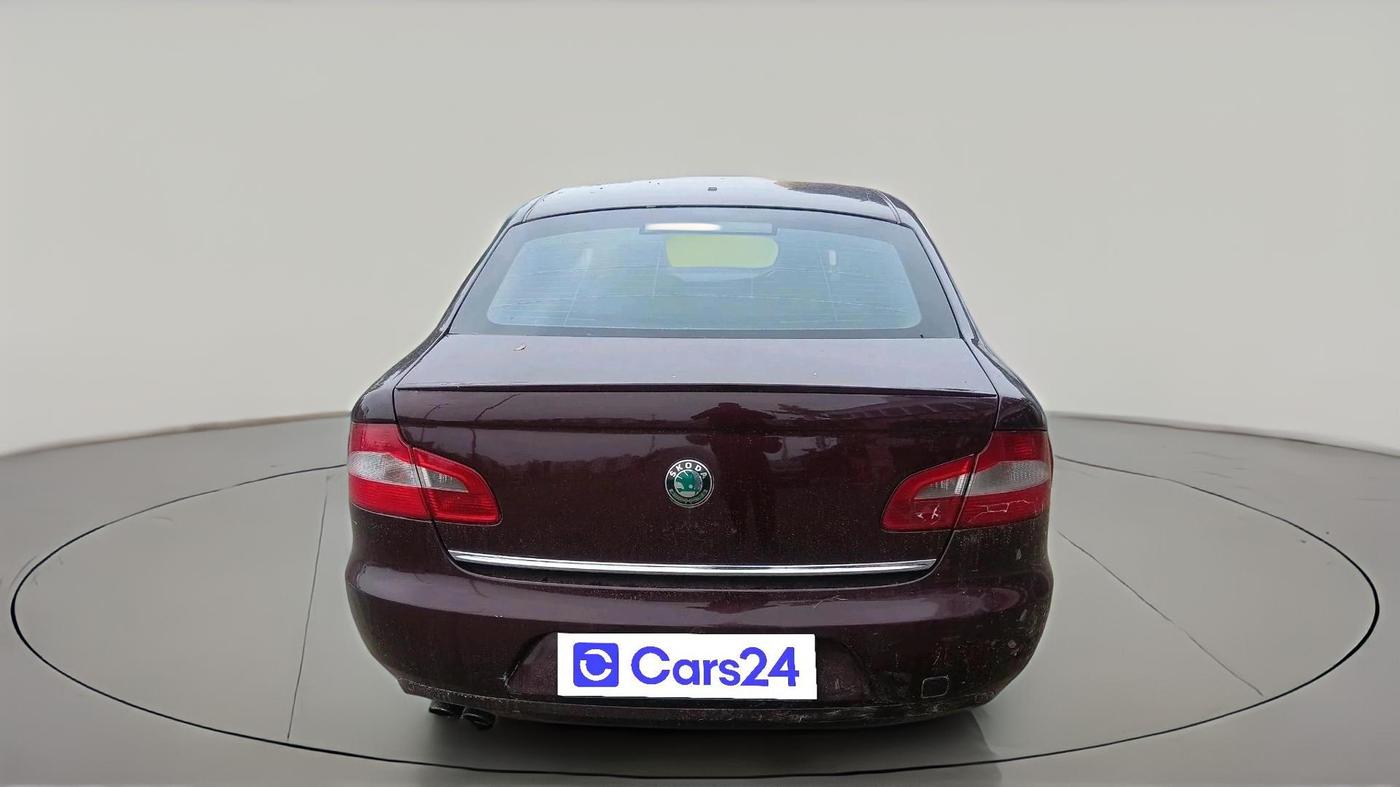 2011 Skoda Superb ELEGANCE 1.8 TSI MT, Petrol, Manual, 80,550 km, exterior