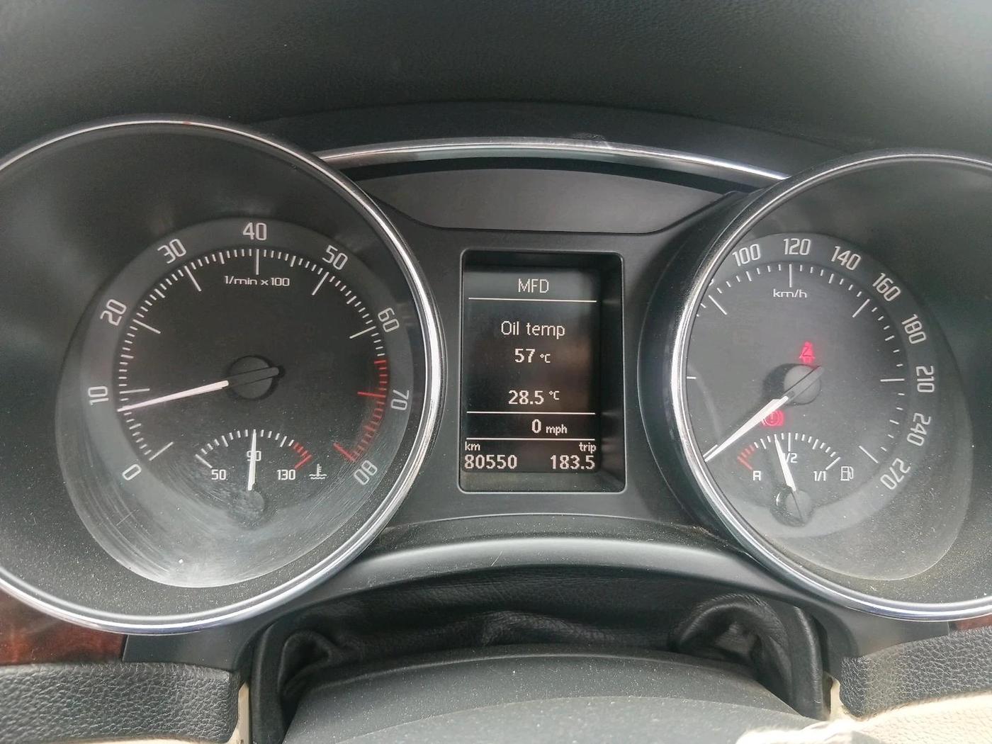 2011 Skoda Superb ELEGANCE 1.8 TSI MT, Petrol, Manual, 80,550 km, interior