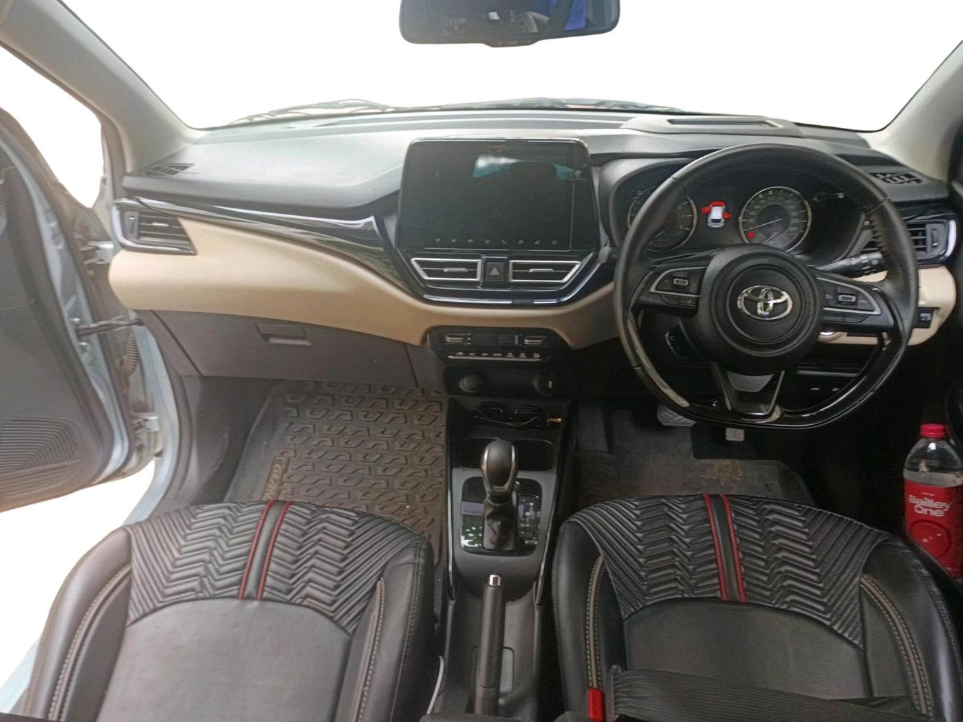 2024 Toyota Glanza V AMT, Petrol, Automatic, 28,037 km, interior