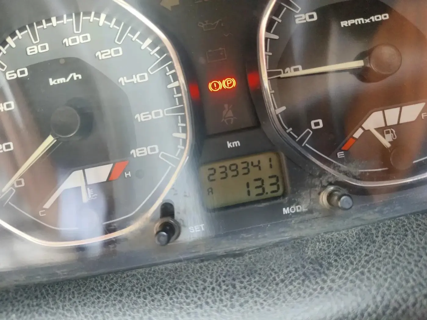 2013 Tata Indigo ECS VX CR4, Diesel, Manual, 2,39,405 km, interior